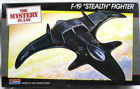 Monogram 1/48 F-19 Stealth Fighter 'The Mystery Plane', 5824 plastic model kit